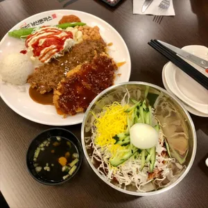 101번지남산돈까스 오시리아 테마파크 사진