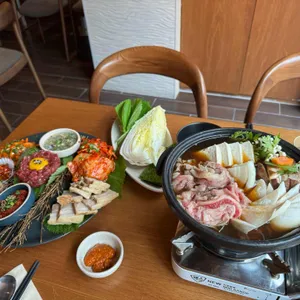더기와 사진