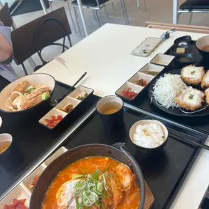 카산도 사진