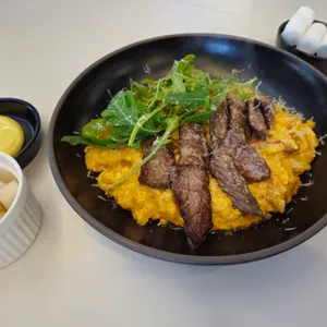 이스트로 사진