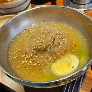 육시락 사진