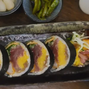 료미 사진