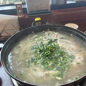 포도밭할머니칼국수 사진