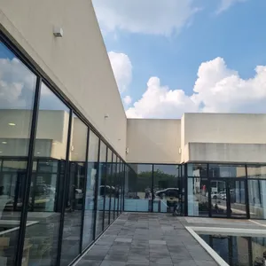 어스 리뷰 사진