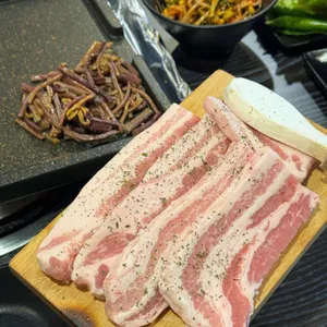 발칙한김돼지네 사진