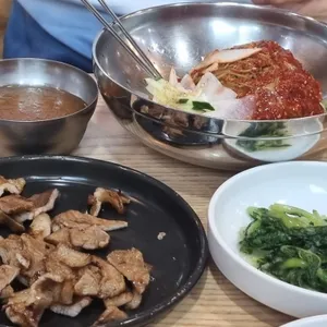 고기박사냉면 사진