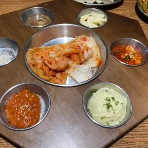 제주오겹살왕돌구이 대표 사진