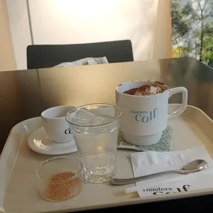 콜프 로스터스 사진