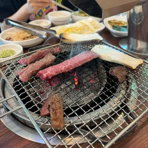엉게나무집 사진