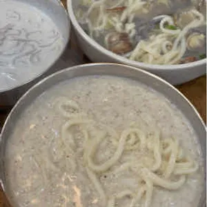 청마루칼국수 사진