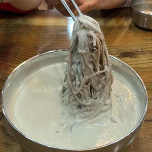 청마루칼국수 사진