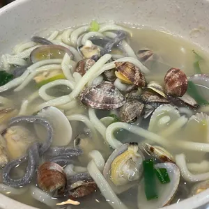 청마루칼국수 사진