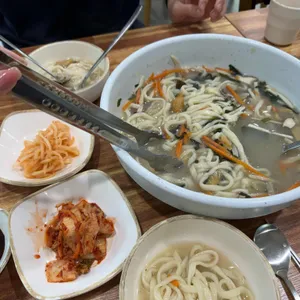 팔송정칼국수 사진