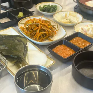 팔육 사진
