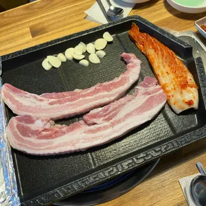 복돼지삼겹살 사진