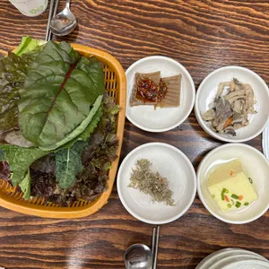 우렁쌈밥 사진