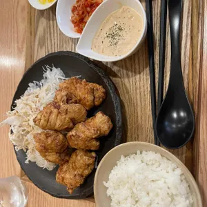 나나 사진