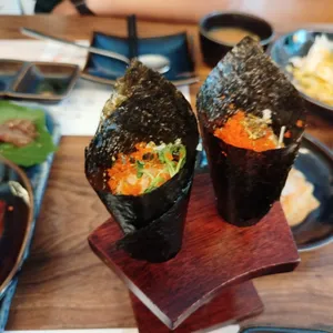 도마위 참치&초밥 사진