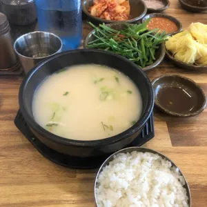 영진돼지국밥 사진