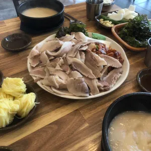 영진돼지국밥 사진