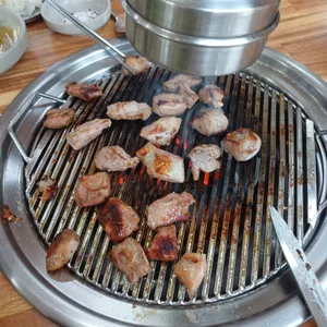 동수원소금구이 사진