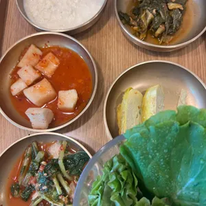 청국장과보리밥 사진