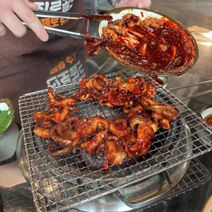 황재벌 사진