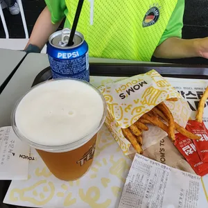 맘스터치 사진