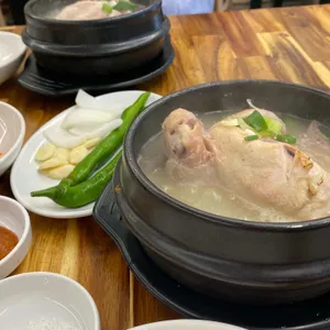 백년토종삼계탕 사진