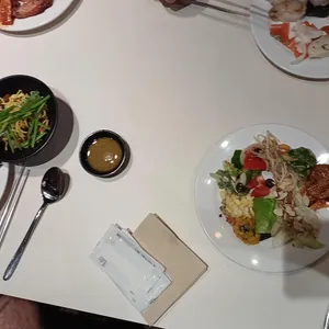 애슐리퀸즈 사진