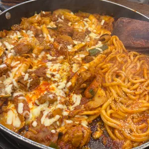 유가네닭갈비 사진
