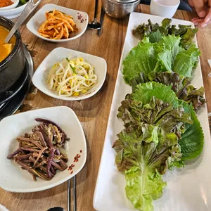 고인돌 갈비&쌈밥 사진