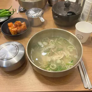 유진옥 사진