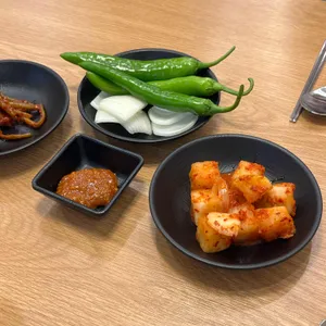유진옥 사진