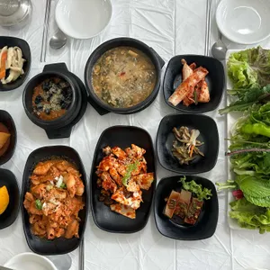시골우렁쌈밥 사진