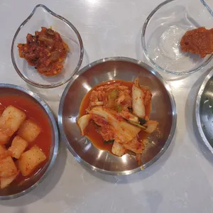 꽃피는 한우곰탕 사진