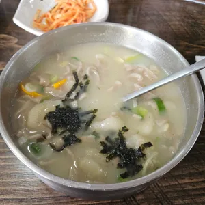 샘터감자옹심이 사진