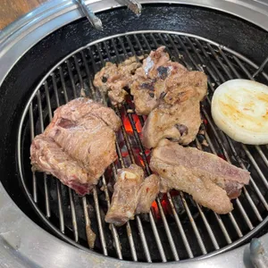 명동숯불갈비 사진