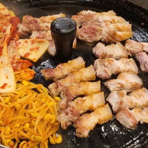 목구멍 사진