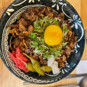 돈우마미 사진
