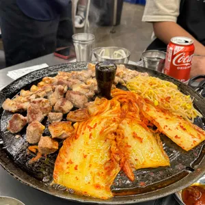 목구멍 사진