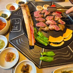 고결 사진
