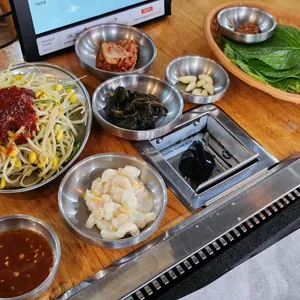 더 차돌 사진