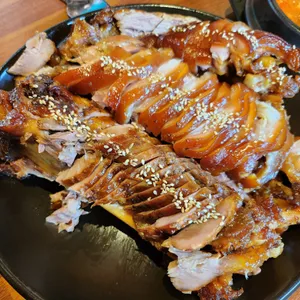더맛있는족발보쌈 사진
