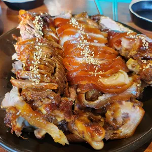 더맛있는족발보쌈 사진