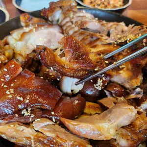 더맛있는족발보쌈 사진