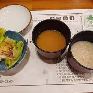 신라이사부독도참치 사진