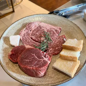 우미남 사진