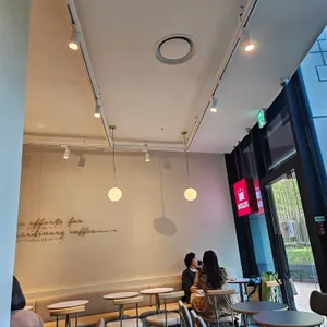 할리스커피 리뷰 사진