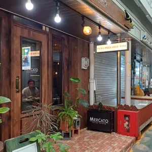 메르카토 리뷰 사진